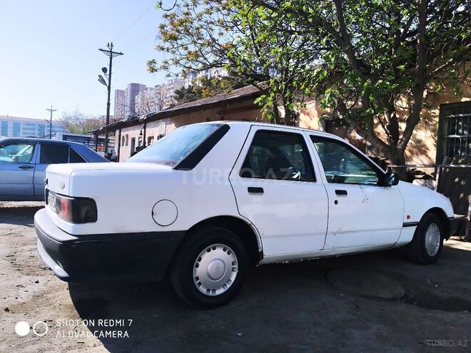 Ford Sierra 1988, 550,000 km - 2.0 l - Bakı