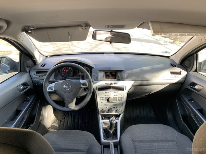 Opel Astra 2009, 121,456 km - 1.4 l - Bakı