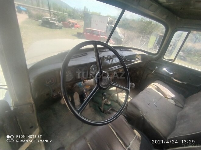 ZIL 131 1984, 123,456 km - 6.0 l - Quba