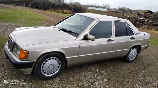 Mercedes 190 1991, 300,000 km - 2.6 l - Bakı