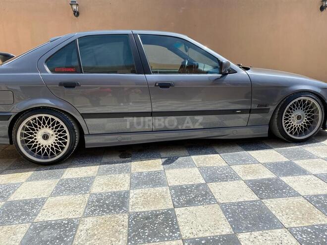 BMW 328 1992, 280,000 km - 2.8 l - Bakı