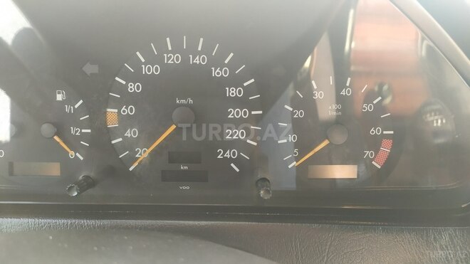 Mercedes C 220 1995, 400,000 km - 2.2 l - Bakı