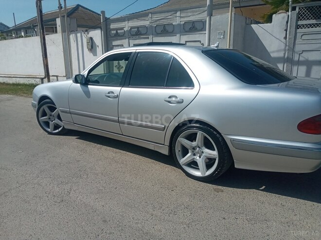 Mercedes E 240 2001, 400,000 km - 2.6 л - Şirvan