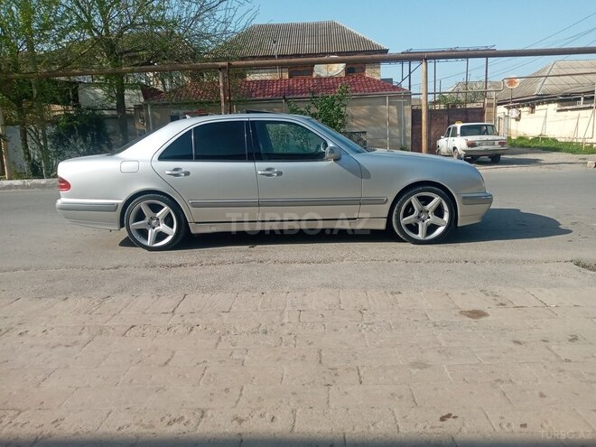 Mercedes E 240 2001, 400,000 km - 2.6 л - Şirvan