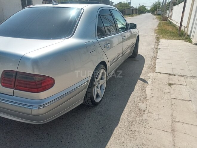 Mercedes E 240 2001, 400,000 km - 2.6 л - Şirvan