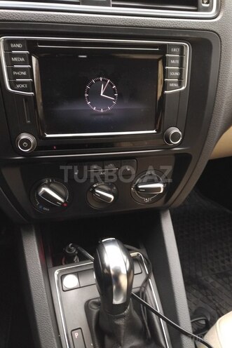 Volkswagen Jetta 2015, 130,357 km - 1.4 л - Bakı
