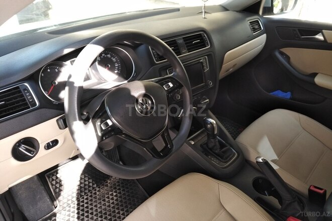 Volkswagen Jetta 2015, 130,357 km - 1.4 л - Bakı