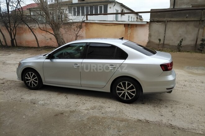 Volkswagen Jetta 2015, 130,357 km - 1.4 л - Bakı