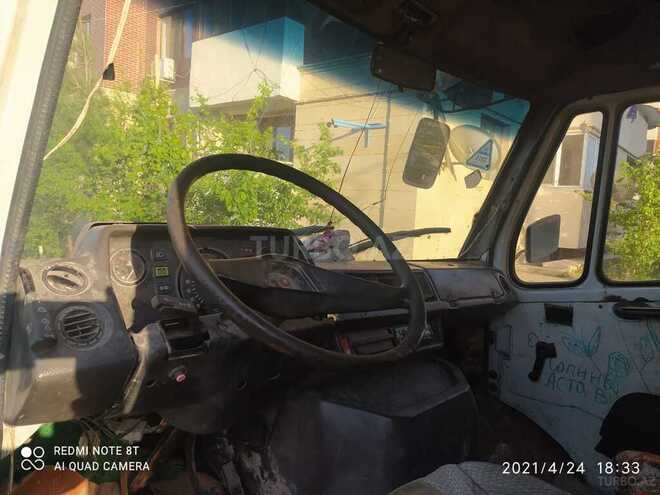 Mercedes 208 D 1991, 522,000 km - 2.2 л - Bərdə