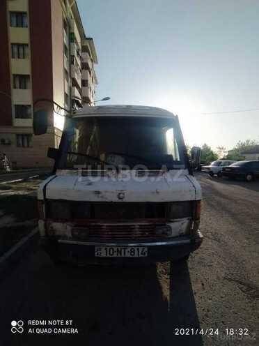 Mercedes 208 D 1991, 522,000 km - 2.2 л - Bərdə