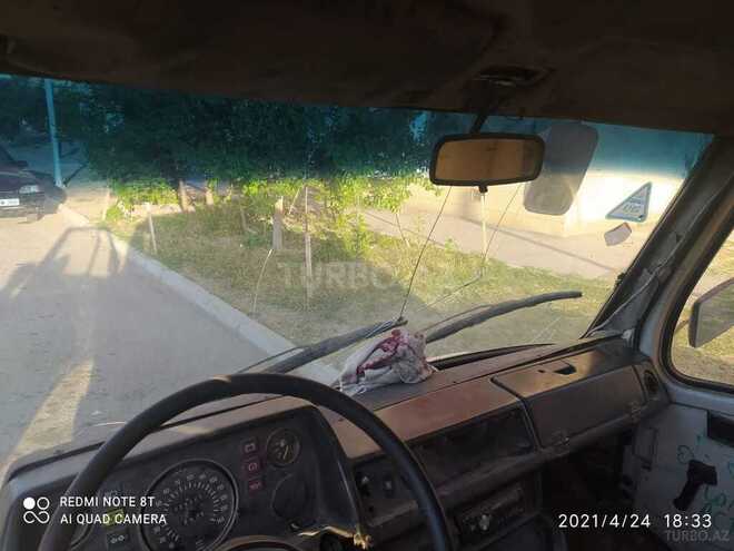 Mercedes 208 D 1991, 522,000 km - 2.2 л - Bərdə