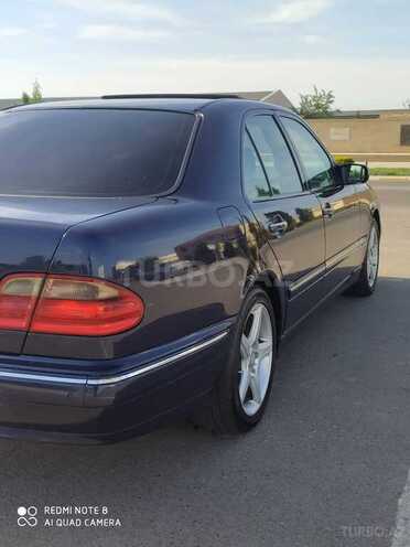 Mercedes E 270 2000, 450,000 km - 2.7 l - Saatlı
