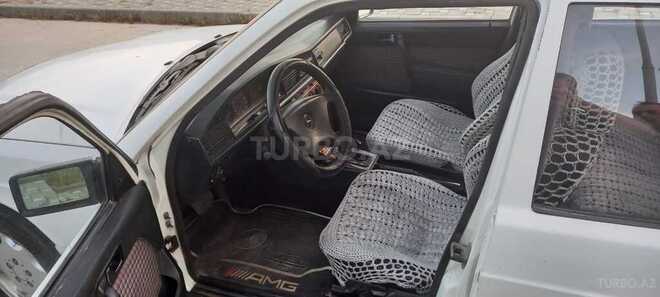 Mercedes 190 1992, 251,436 km - 2.0 l - Sumqayıt