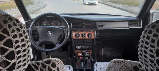 Mercedes 190 1992, 251,436 km - 2.0 l - Sumqayıt