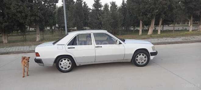 Mercedes 190 1992, 251,436 km - 2.0 l - Sumqayıt