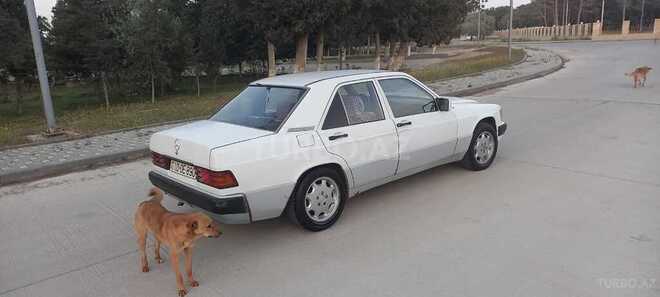Mercedes 190 1992, 251,436 km - 2.0 l - Sumqayıt
