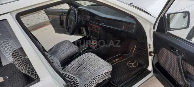 Mercedes 190 1992, 251,436 km - 2.0 l - Sumqayıt