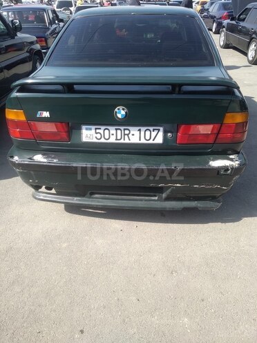 BMW 535 1989, 272,000 km - 3.5 l - Bakı