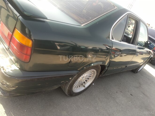 BMW 535 1989, 272,000 km - 3.5 l - Bakı