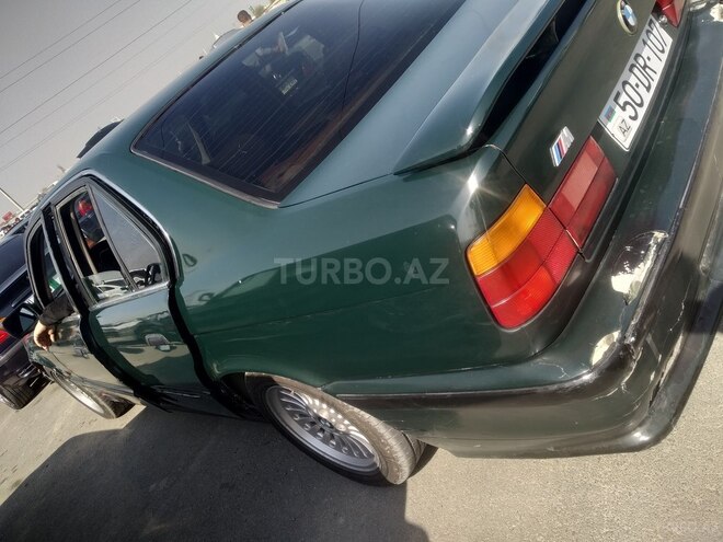 BMW 535 1989, 272,000 km - 3.5 l - Bakı