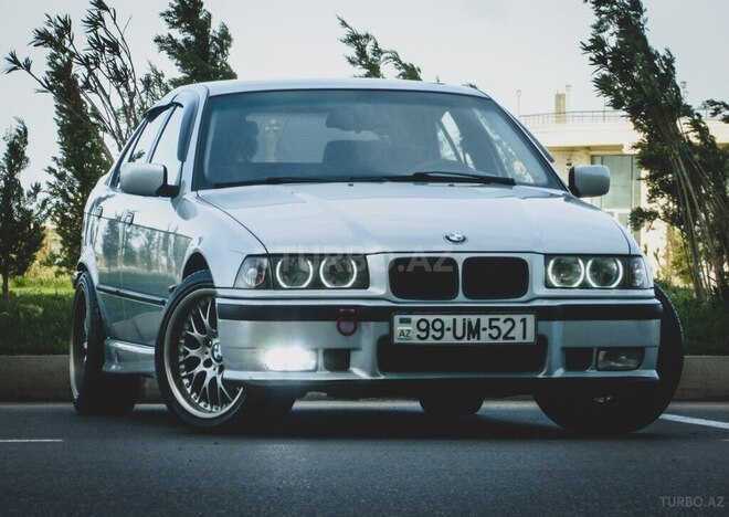 BMW 320 1995, 302,000 km - 2.0 l - Sumqayıt