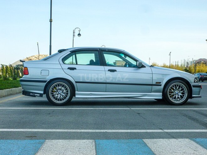 BMW 320 1995, 302,000 km - 2.0 l - Sumqayıt
