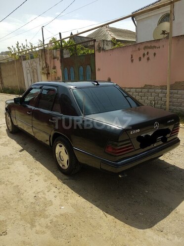 Mercedes E 200 1989, 564,378 km - 2.0 l - Bakı
