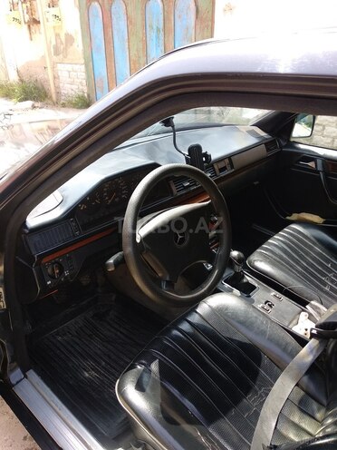 Mercedes E 200 1989, 564,378 km - 2.0 l - Bakı