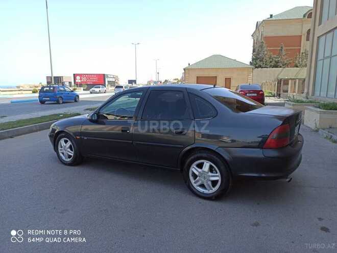 Opel Vectra 1996, 367,000 km - 2.0 l - Sumqayıt