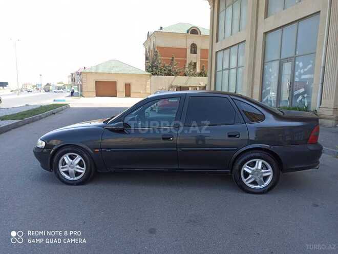 Opel Vectra 1996, 367,000 km - 2.0 l - Sumqayıt