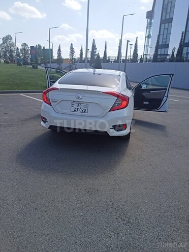 Honda Civic 2016, 26,000 km - 1.5 l - Ağcabədi