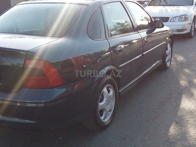 Opel Vectra 2000, 228,000 km - 2.0 l - Bakı