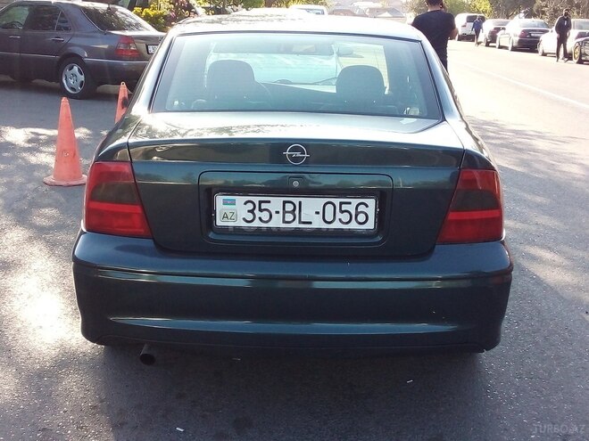 Opel Vectra 2000, 228,000 km - 2.0 l - Bakı