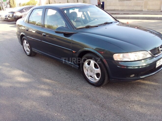 Opel Vectra 2000, 228,000 km - 2.0 l - Bakı