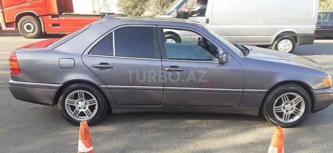 Mercedes C 180 1995, 325,146 km - 1.8 l - Bakı