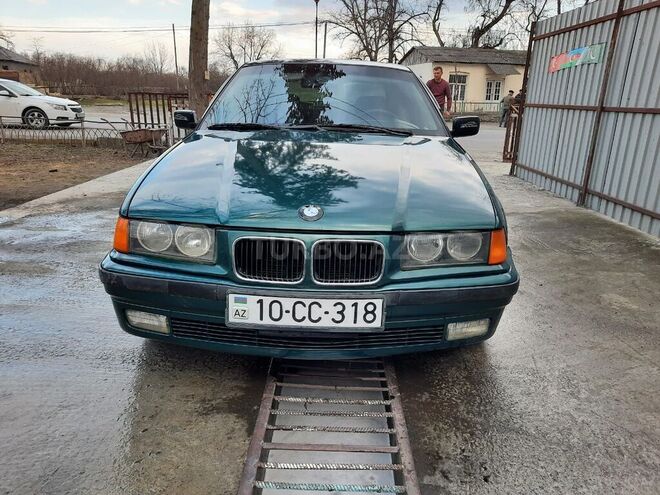 BMW 318 1994, 450,102 km - 1.8 л - Zaqatala