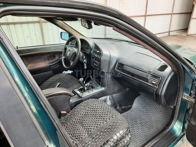 BMW 318 1994, 450,102 km - 1.8 л - Zaqatala