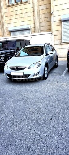 Opel Astra 2012, 233,000 km - 1.7 l - Bakı
