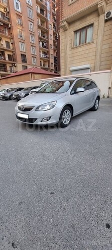 Opel Astra 2012, 233,000 km - 1.7 l - Bakı