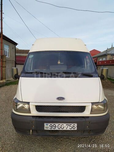 Ford Transit 2002, 385,000 km - 2.4 l - Qusar