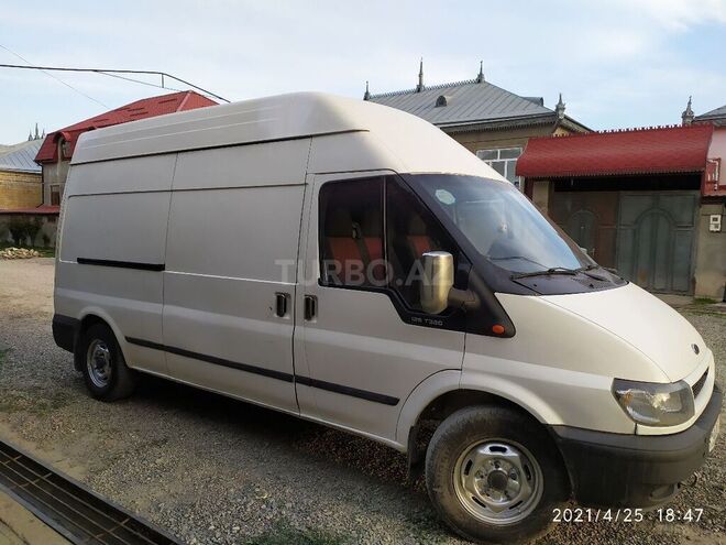Ford Transit 2002, 385,000 km - 2.4 l - Qusar