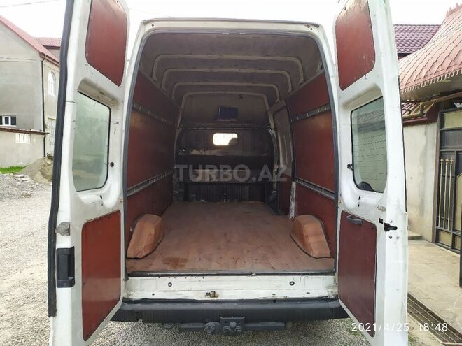 Ford Transit 2002, 385,000 km - 2.4 l - Qusar