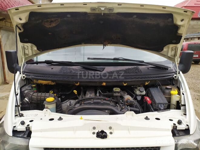 Ford Transit 2002, 385,000 km - 2.4 l - Qusar