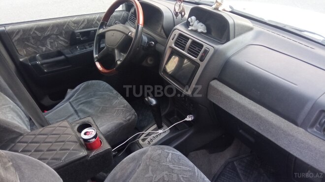 Mitsubishi Pajero io 1999, 145,000 km - 1.8 l - Bakı