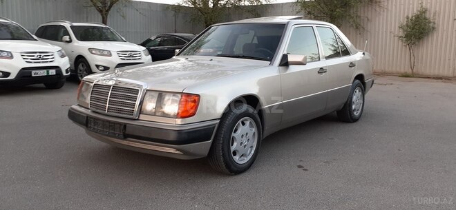 Mercedes E 300 1991, 359,044 km - 3.0 l - Bakı