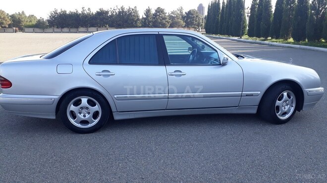 Mercedes E 260 2001, 309,230 km - 2.6 l - Gəncə