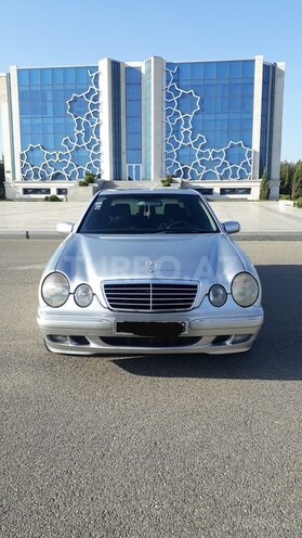 Mercedes E 260 2001, 309,230 km - 2.6 l - Gəncə