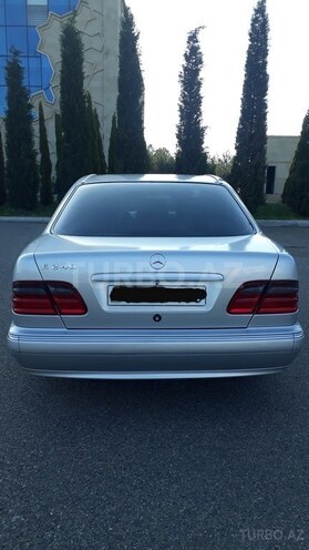 Mercedes E 260 2001, 309,230 km - 2.6 l - Gəncə