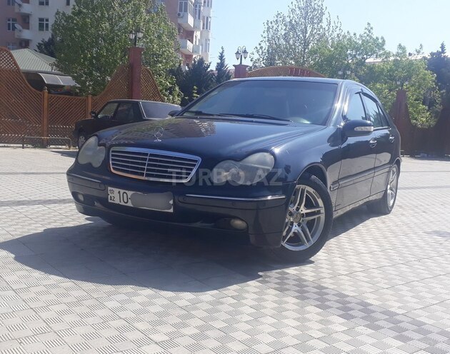 Mercedes C 240 2002, 254,123 km - 2.6 l - Sumqayıt