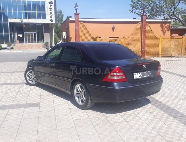 Mercedes C 240 2002, 254,123 km - 2.6 l - Sumqayıt